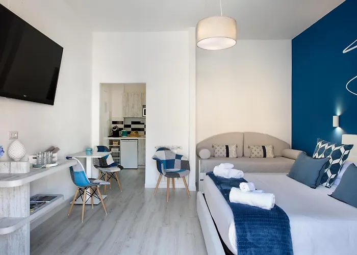 Les Des Le Monde Pensionat 4*